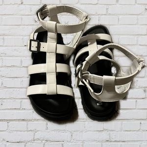 Brand NEW Mia gladiator sandals 7.5